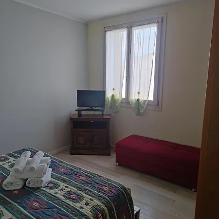 Peschiera Vacanze Пескьера-дель-Гарда